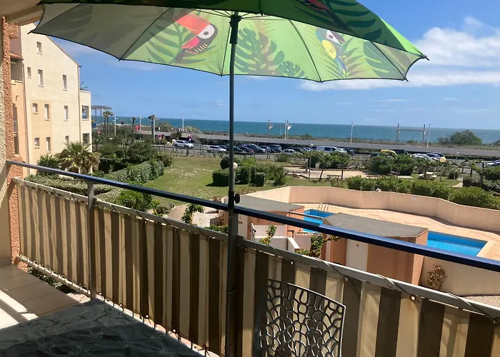 V0823 - - Climatise Pour 4 Personnes Piscine Collective Apartman Vias